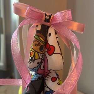 Handmade Hello Kitty Christmas Tree – Cute Holiday Decor!